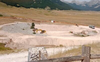 “Abusivo”! – Lo scandalo dei lavori per lo stadio del fondo ai Piani di Pezza nel Parco del Sirente-Velino